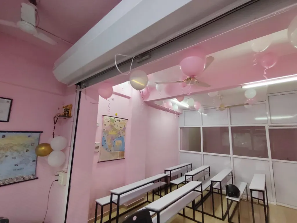 AJ Sunshine Classes — Art & Craft in Malad West