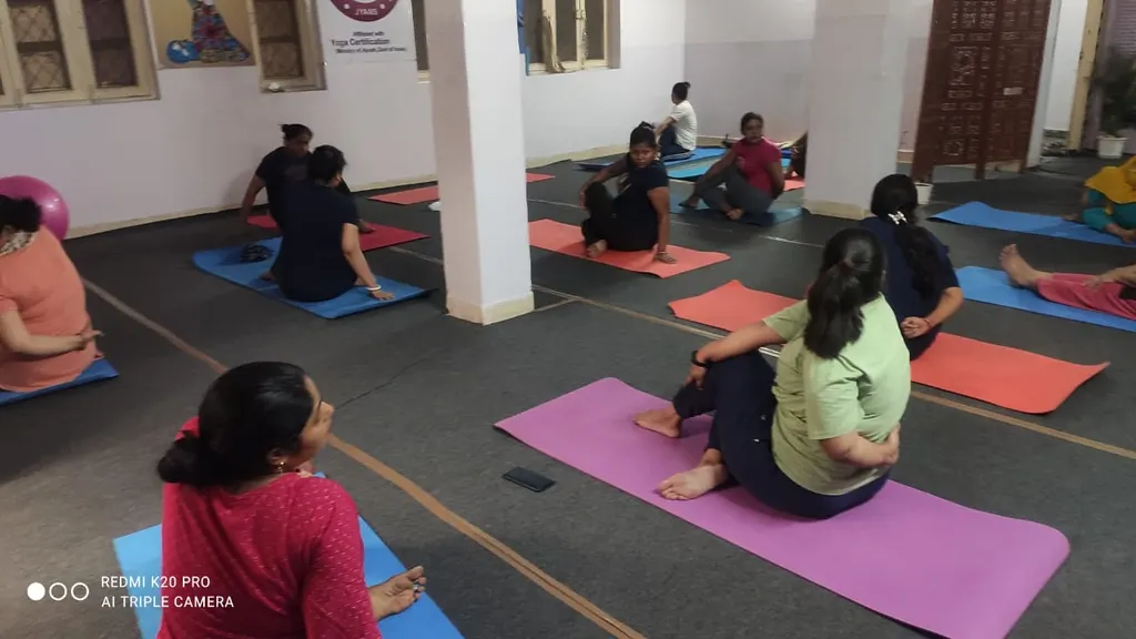 Jagriti Yoga Naturopathy Panchkarma Centre — Yoga in Khanpur