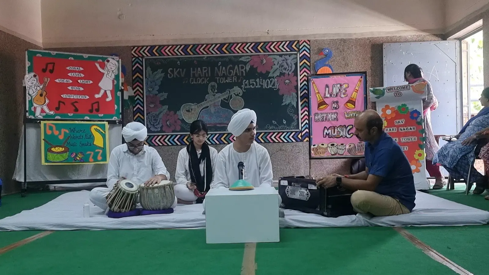 Dr Manoj Kumar Jha Vocal Classes Music Teacher New Delhi India photo 1