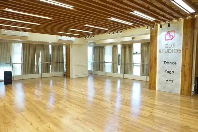 Glu Studios — Yoga in Khar West