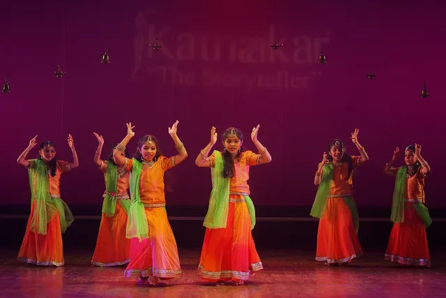 Kathaakar — Dance in Bhuvaneswarinagar