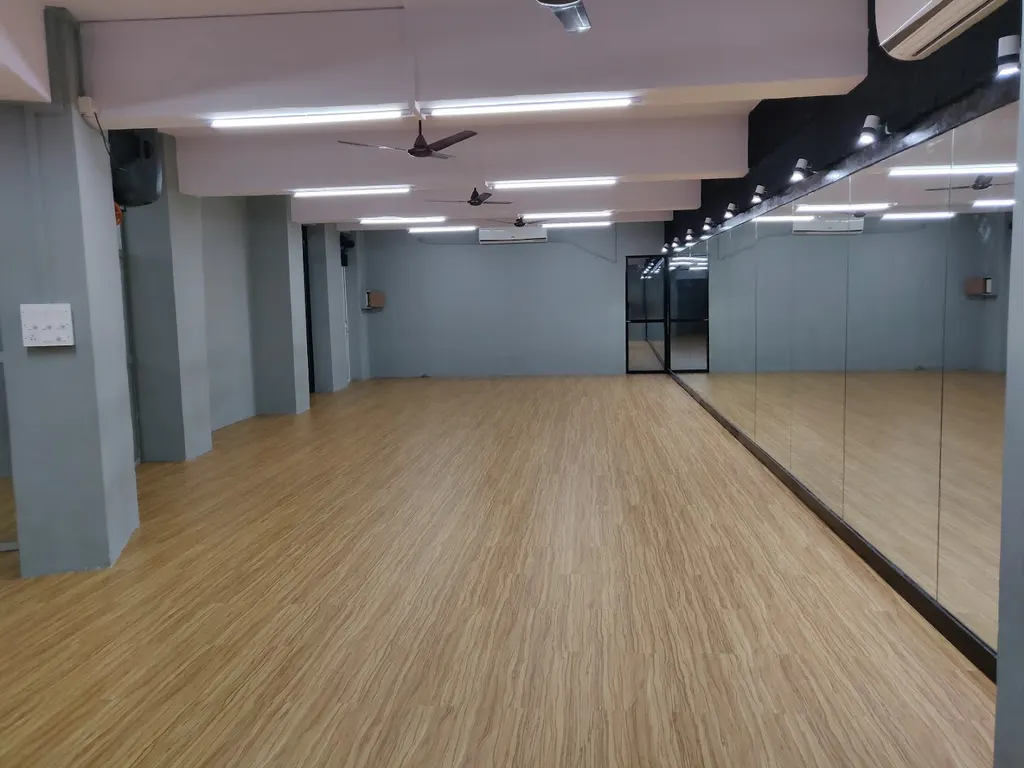 Busy Feet Dance Studio — Dance in Thane West