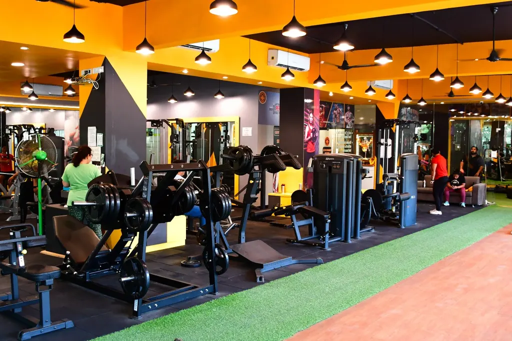 Core 04 Gym Thane Manpada — Yoga in Thane West