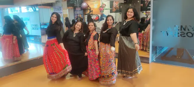 Shweta's Garba and Bollywood Dance Class — Dance in Kandivali