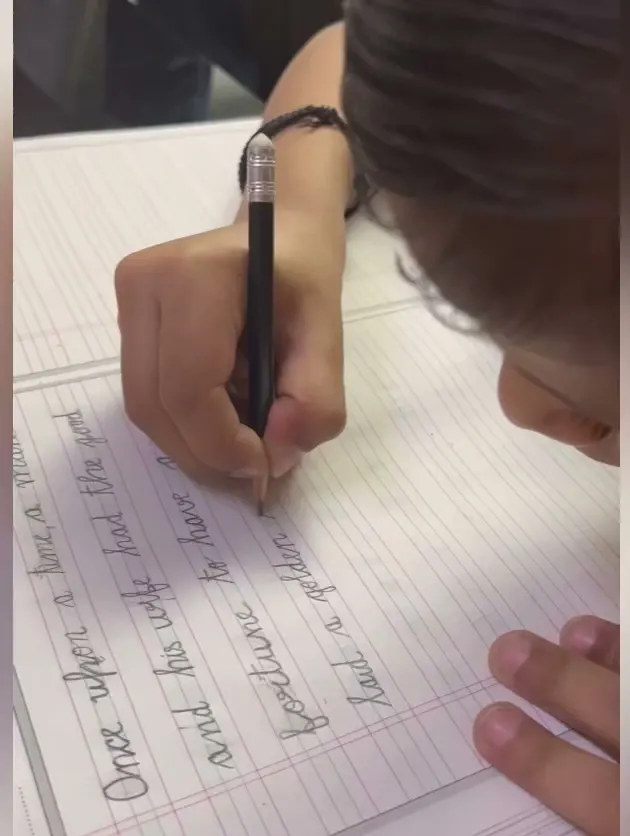 Online/ Offline Handwriting improvement, calligraphy Rubik cube,sudoku phonics art class in dwarka (West Delhi) — Art & Craft in Dwarka