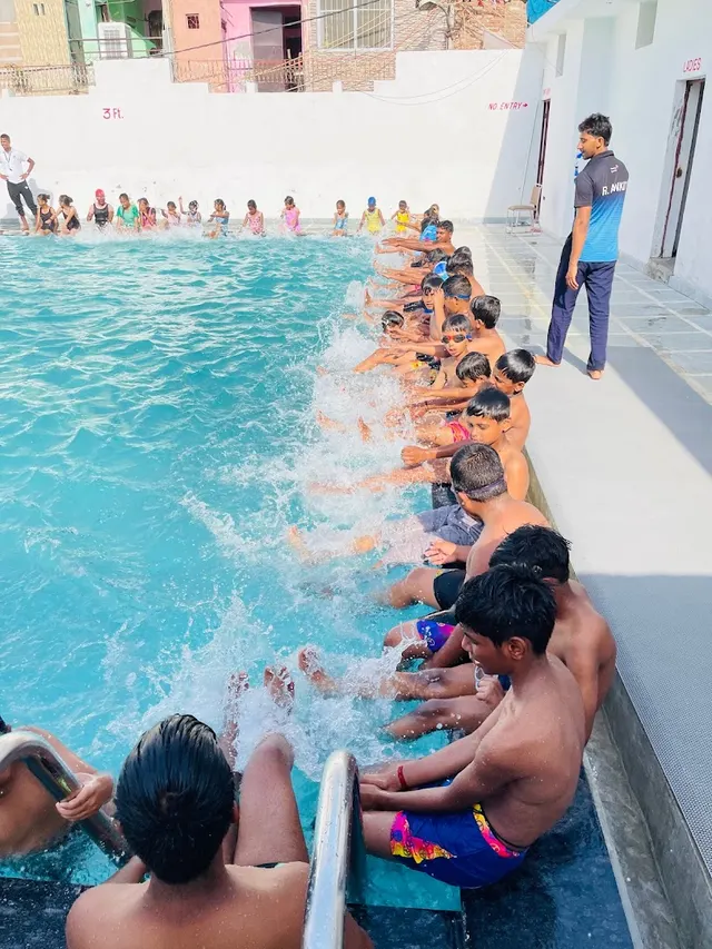 James Swimming Pool And Box Cricket