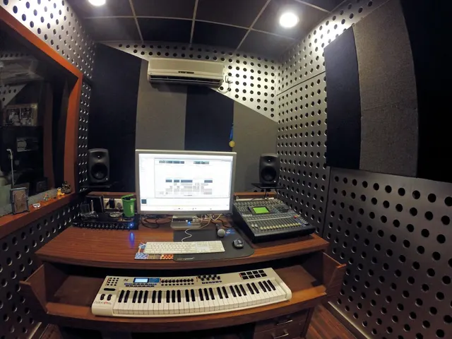 The Music Inc: DJ Course — Music in Dadar