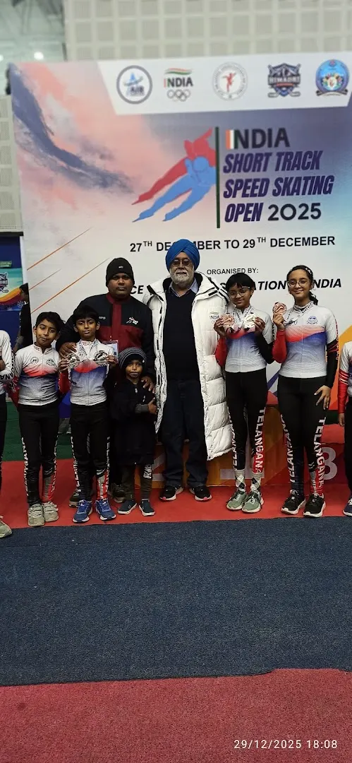 ARSHA ROLLER SKATING ACADEMY (150M SKATING RINK) — Skating in Yapral