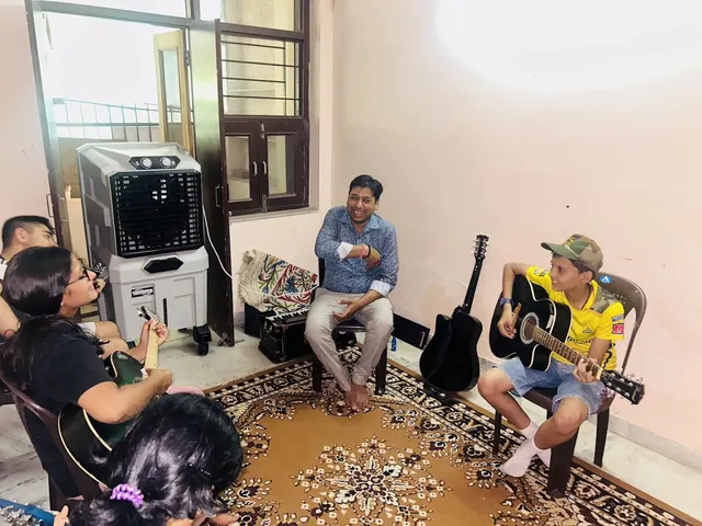 HK Music Academy — Music in Heerawala