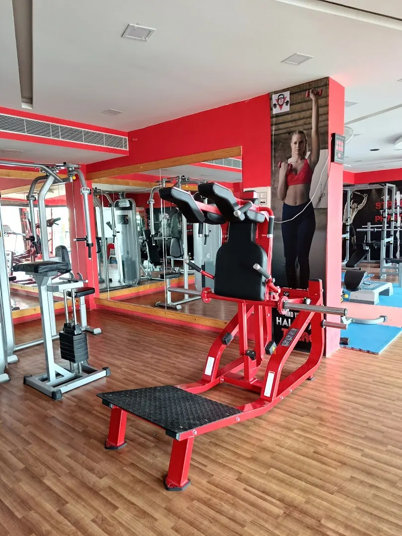 BURNOUT ELITE UNISEX GYM AND FITNESS STUDIO — Yoga in Kolathur