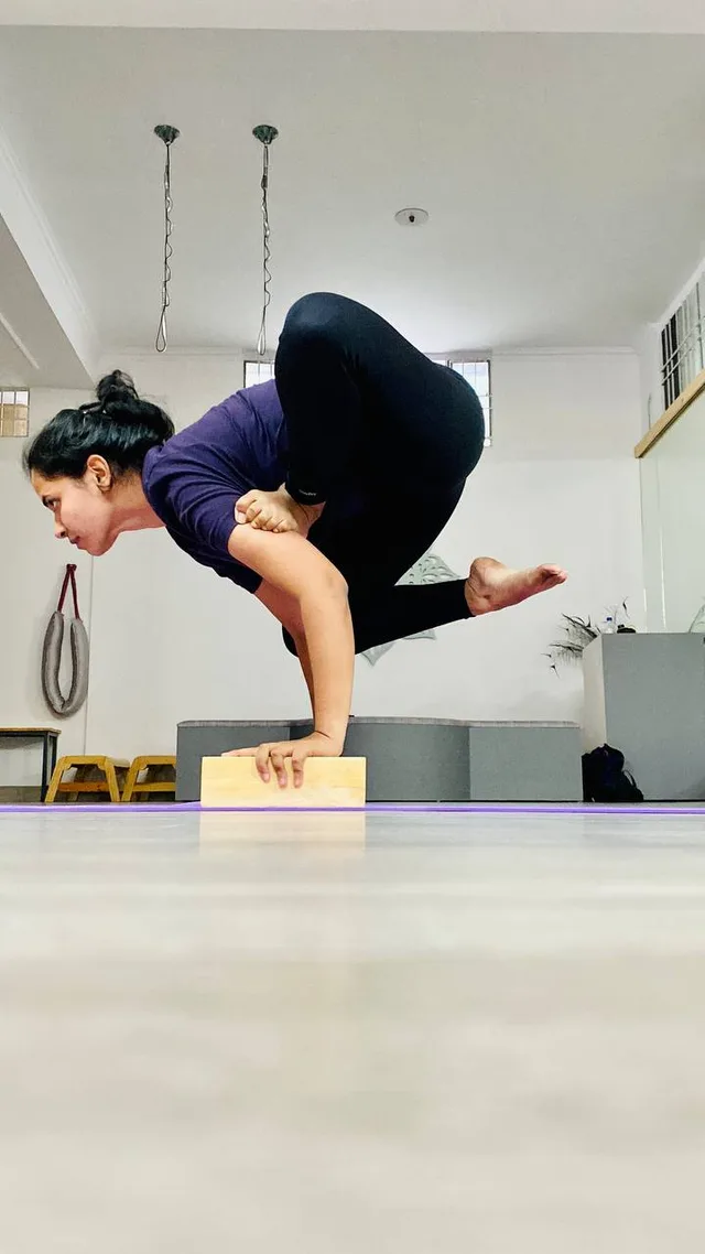 Poorna Yog by Shreya Agnihotri — Yoga in Nehrugram