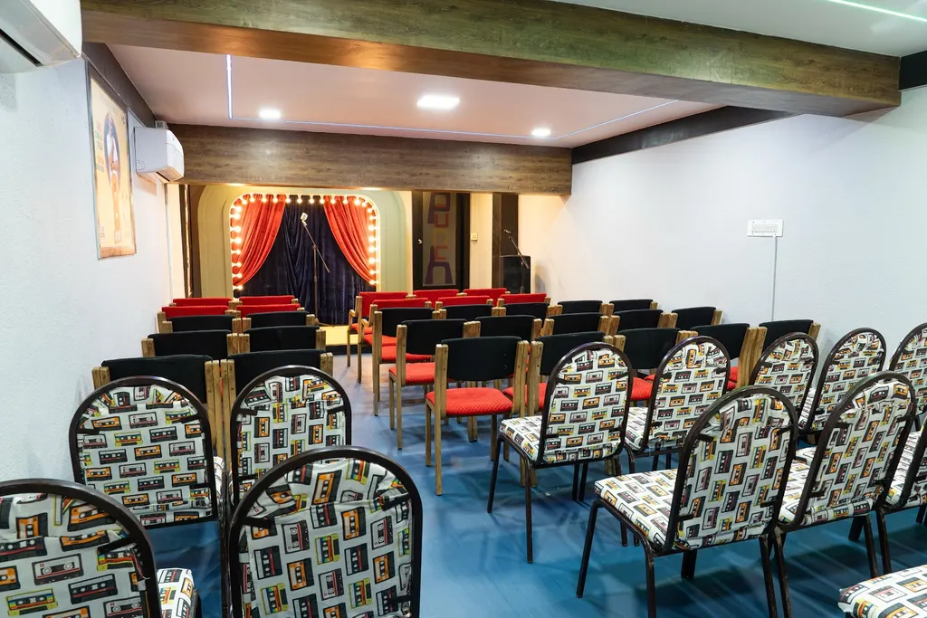 Punch - Unpaid Therapist — Theatre & Drama in Alwarpet