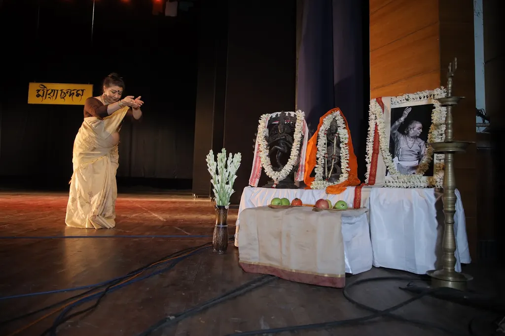 Molly Roy Dance Academy — Dance in Machuabazar