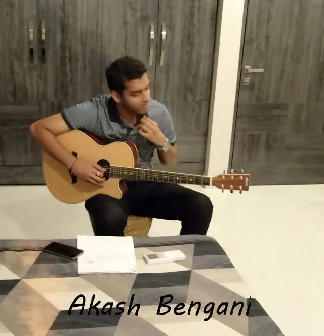 SANTANU KUMAR DAS GUITAR CLASSES — Music in Sarada Pally
