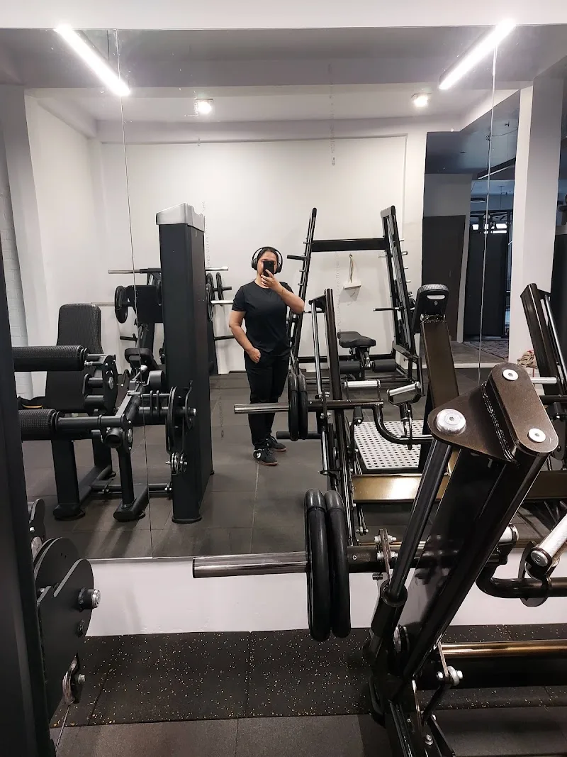 Amit’s Fitness Arena — Fitness Center in Mahmoorganj