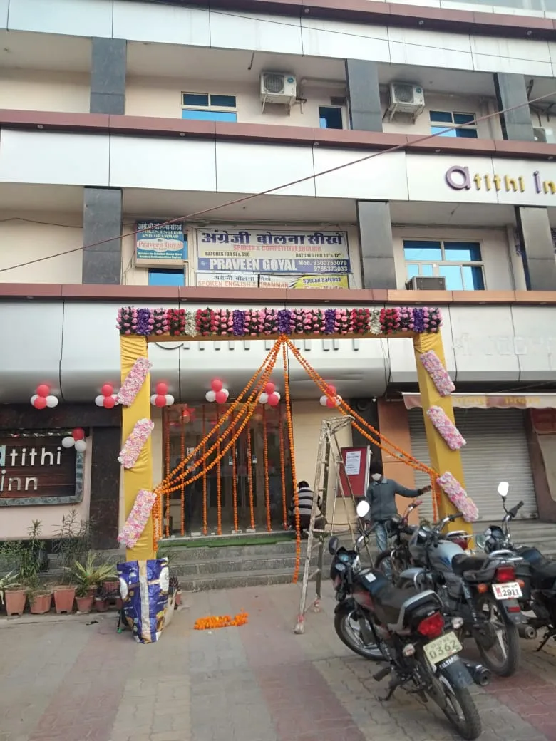 Spoken English classes by Praveen Goyal — Language in Lashkar