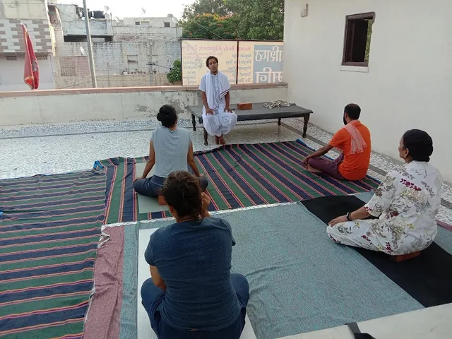 vashiisth yog kendra — Yoga in Sardarpura