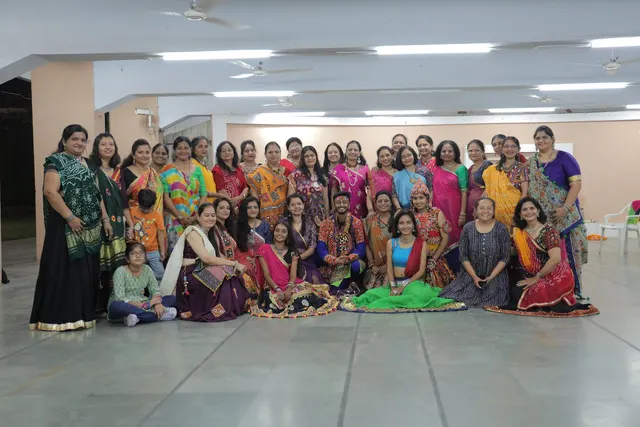 Aavkar Garba Classes — Dance in Ambawadi