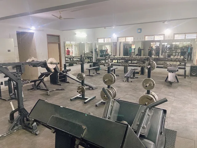 Ken's Gym - Kalawad Road (RMC)