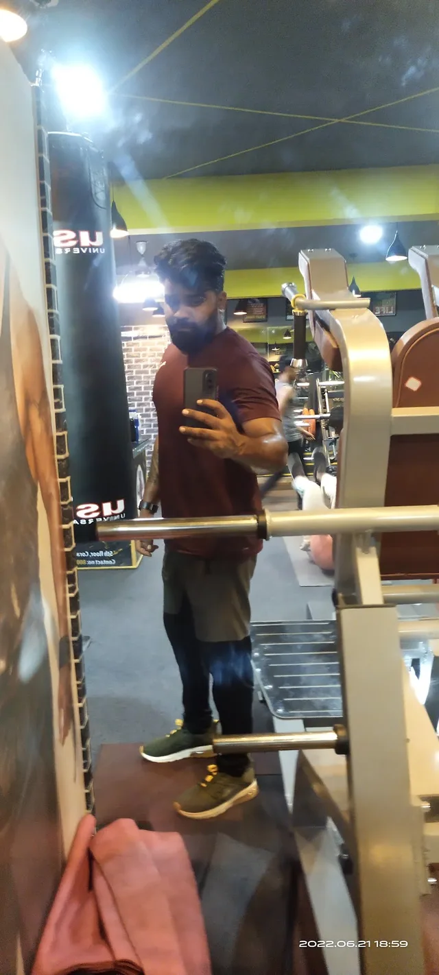 Dumbells Paradise Unisex Gym