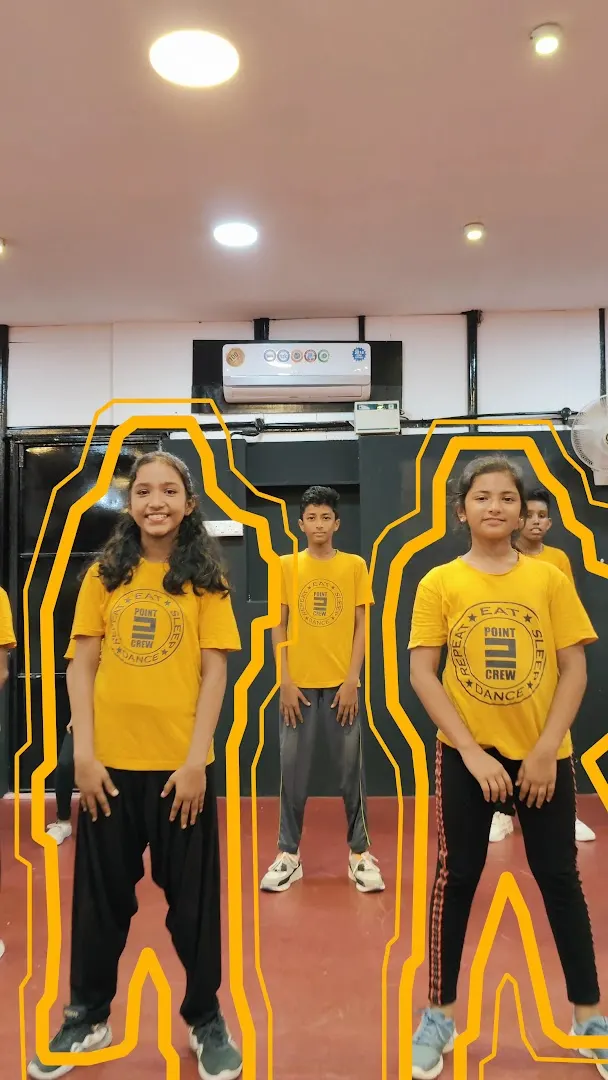 Point2crew — Dance in Tiruvottiyur