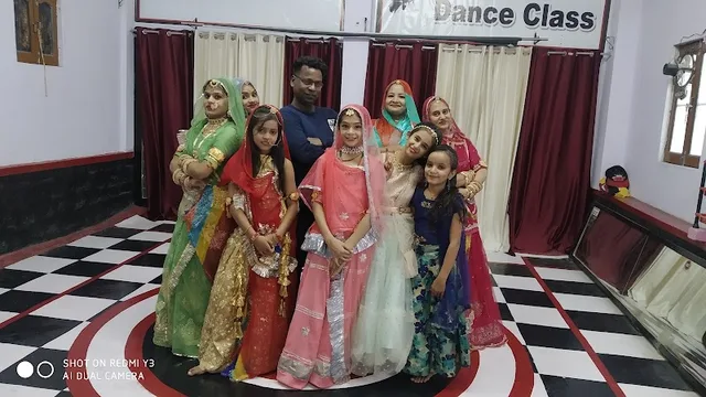 Dangerous Dance Class — Dance in Madhuban