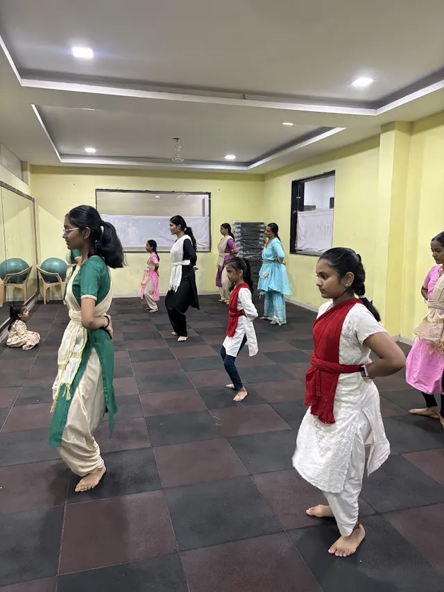 Kalavardhini Dance company — Dance in Bibwewadi