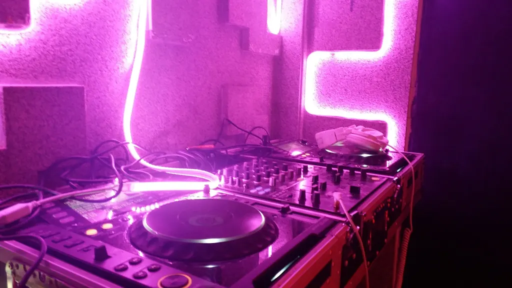 Meraki Academy of DJ/EDM (DJ Institute) — Music in Banjara Hills