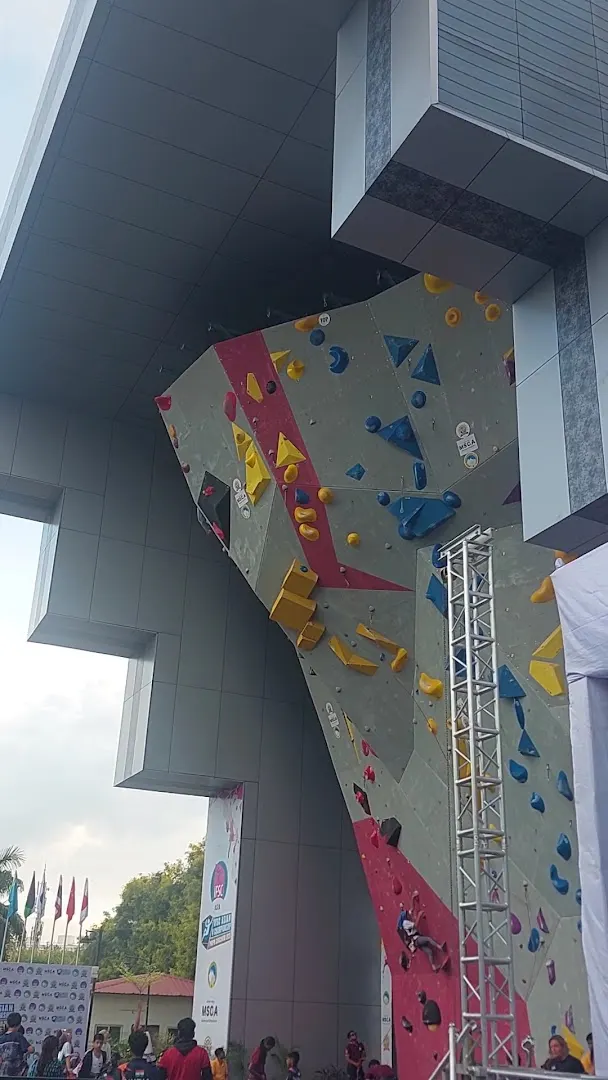 Climbing Wall, Yoga Park — Yoga in Pimple Saudagar