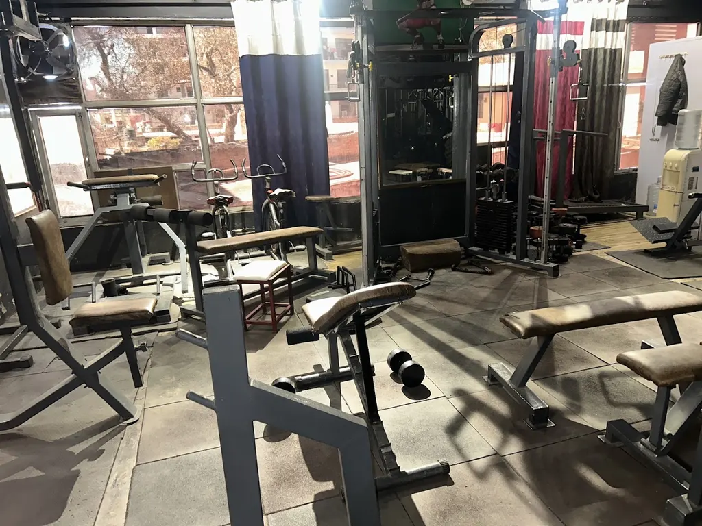 Gill Gym — Sector 65