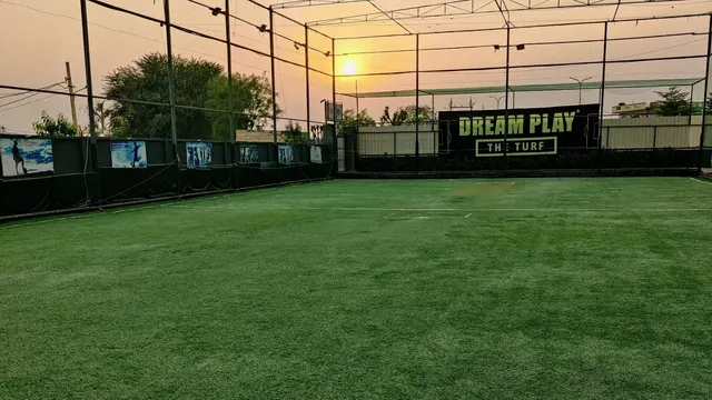Dreamplay — Cricket in Geetanjali Colony