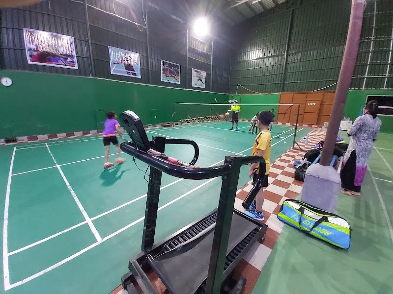 digambari devi indoor badminton court — Badminton in Balawala