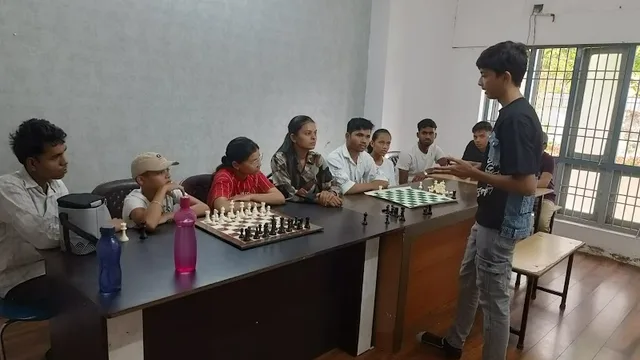 A2 Chess classes — Chess in Pachpedi Naka