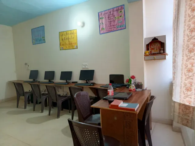 Expert Empower Computer Institute — Coding & Robotics in Sector 13