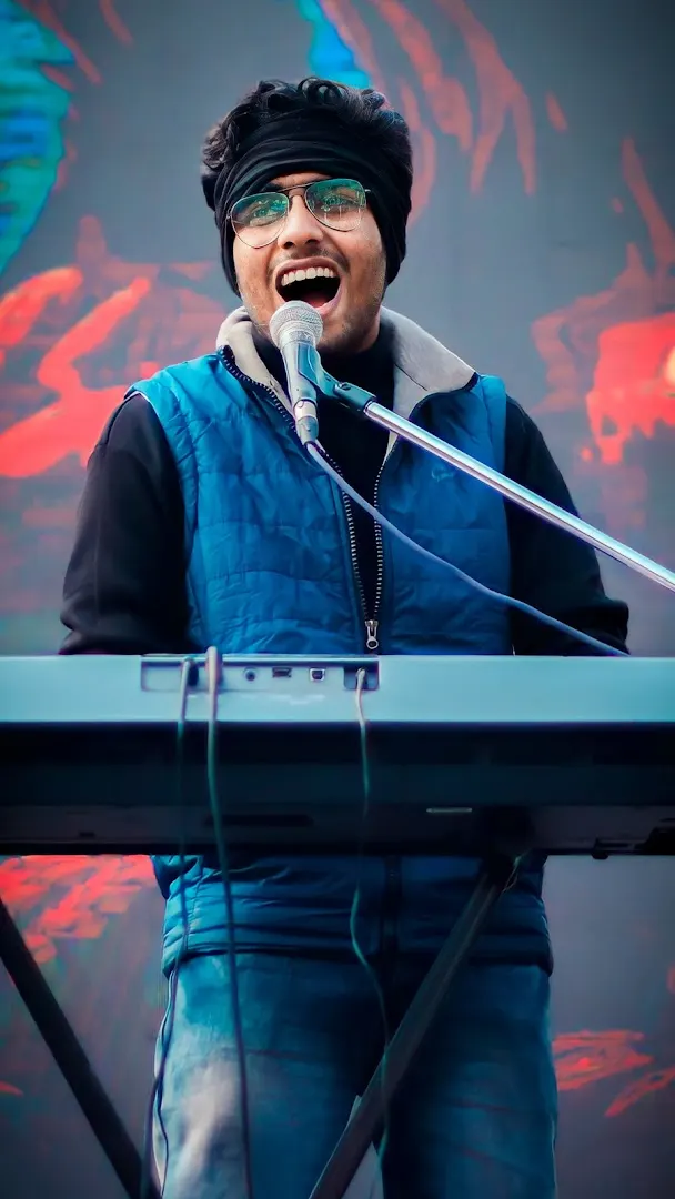 Bishwa's Keyboard & Piano Class — Music in Tollygunge