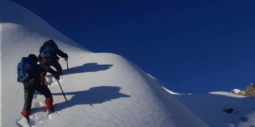 Guardian Giripremi Institute Of Mountaineering — Adventure Sports in Deccan Gymkhana