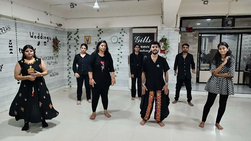 Shri Kheliya Garba Class — Dance in Maninagar