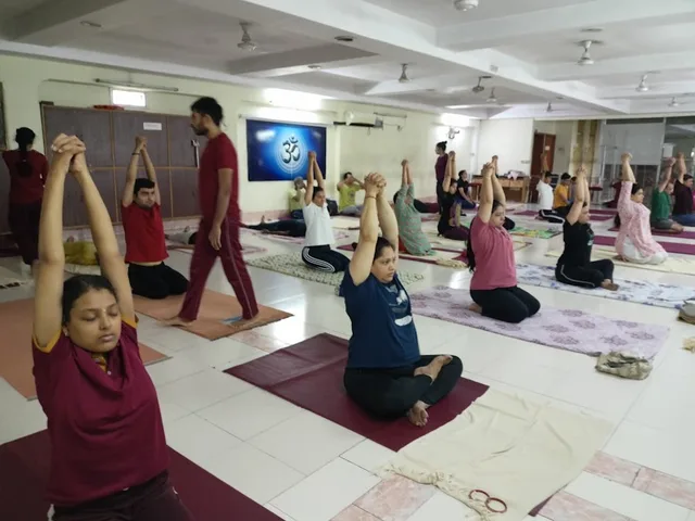 Brahmavarchas International Yoga Academy, Yoga Teacher Training Institute — Yoga in Mahmoorganj