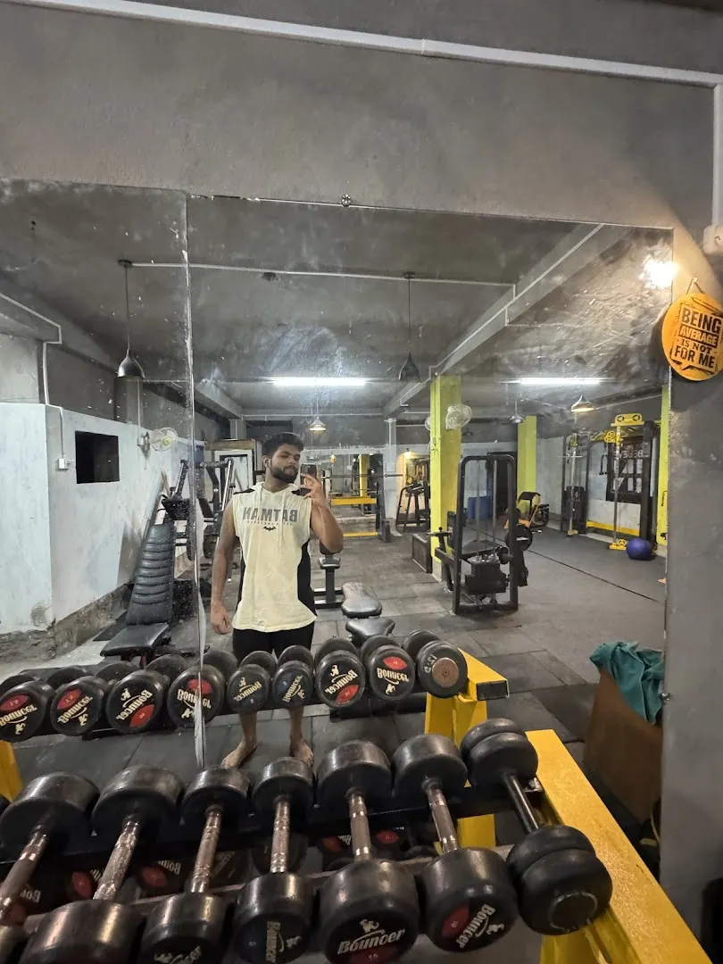 SILVERLINE GYM — Standard Gym in Shibpur