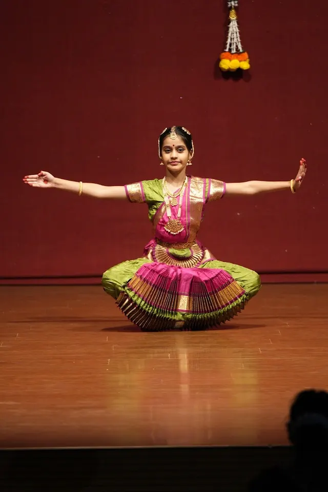 NrityaChakshu — Dance in Pimpri Colony