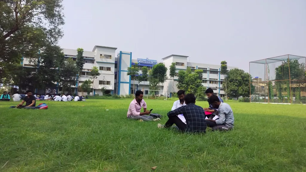 Tollygunge Government Industrial Training Institute — Football in Tollygunge