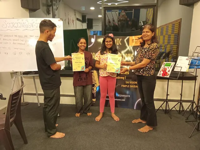 StringsNTunes — Music in Pimple Saudagar