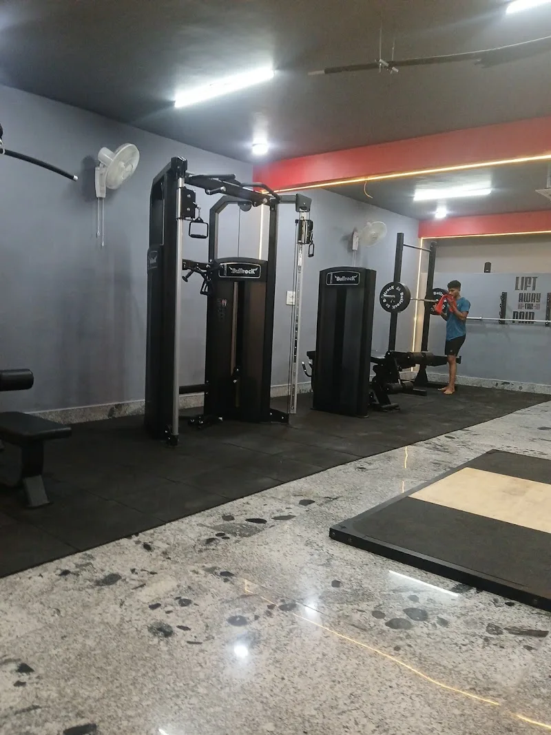 The Warrior Club — Basni