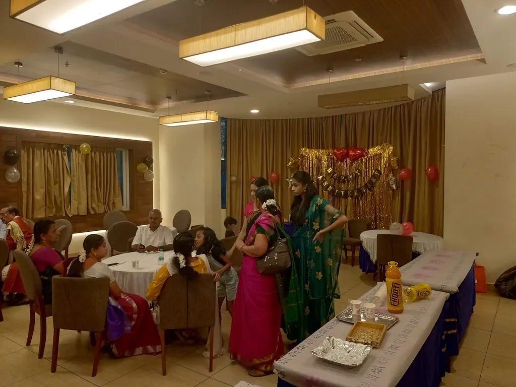 Lakeside Clubhouse, Purva Windermere — Swimming in Pallikaranai