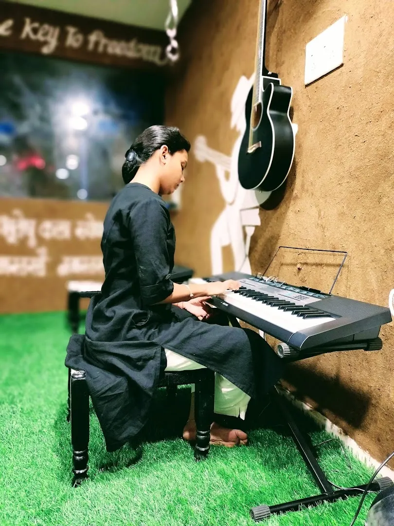 MT Music Academy — Music in Naranpura