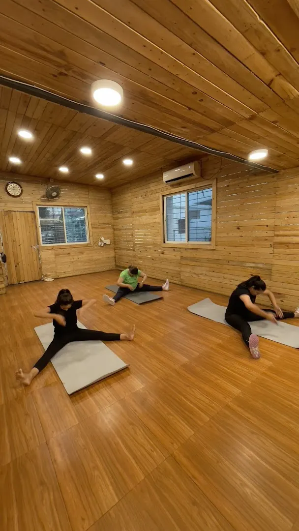 Ruta’s Dance Studio & A K Motion Pictures — Dance in Deccan Gymkhana