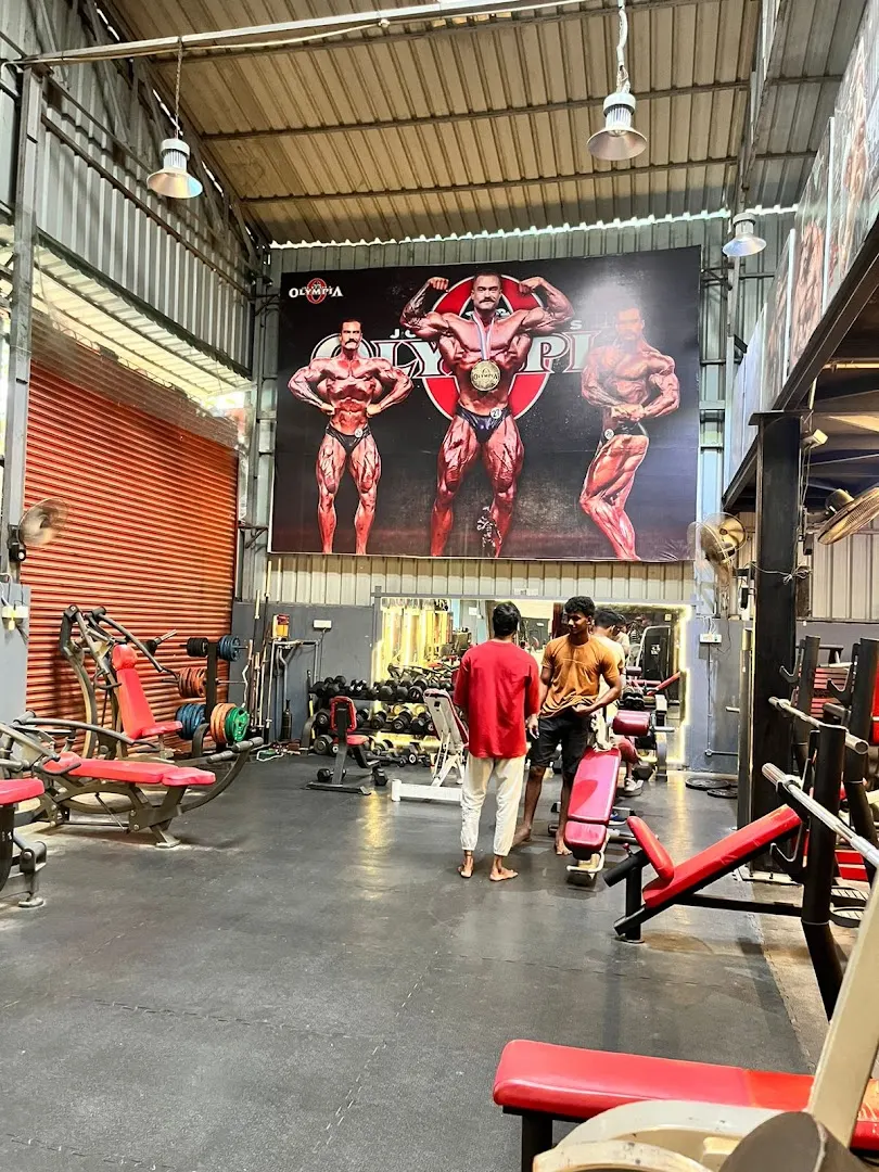 KARALAKATTAI FITNESS STUDIO — Standard Gym in Manali