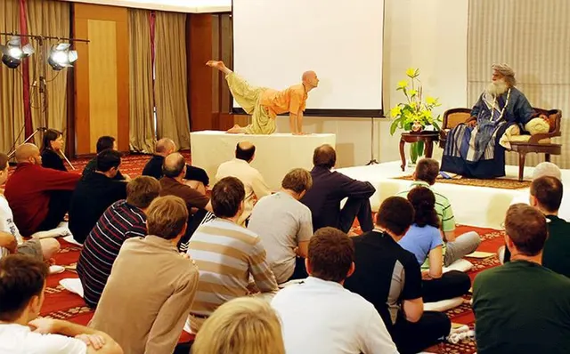 Sri Yoga- isha hath yoga guru bhavesh kant — Yoga in Chitrakoot