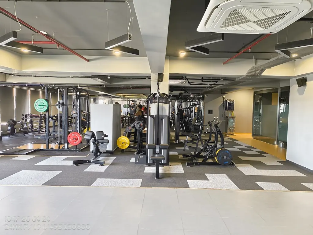 ANANTA FITNESS — Yoga in Nikol