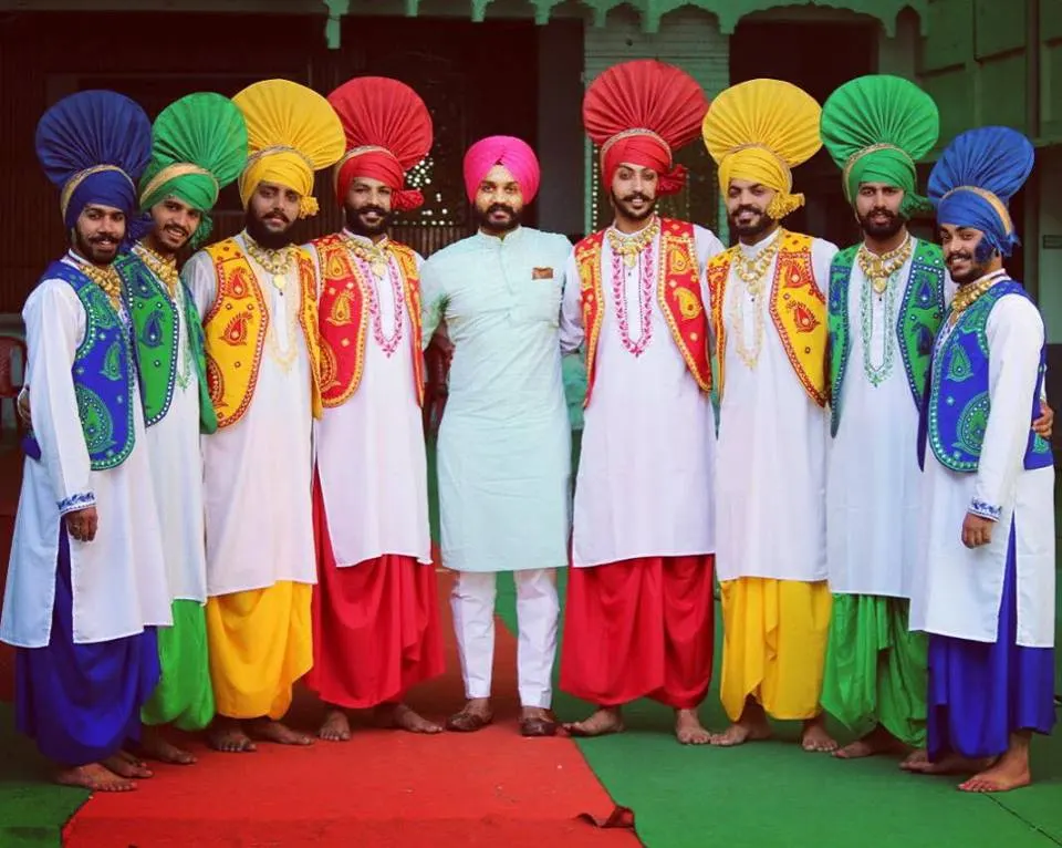 Punjabi Folk Squad- Bhangra Academy photo 1